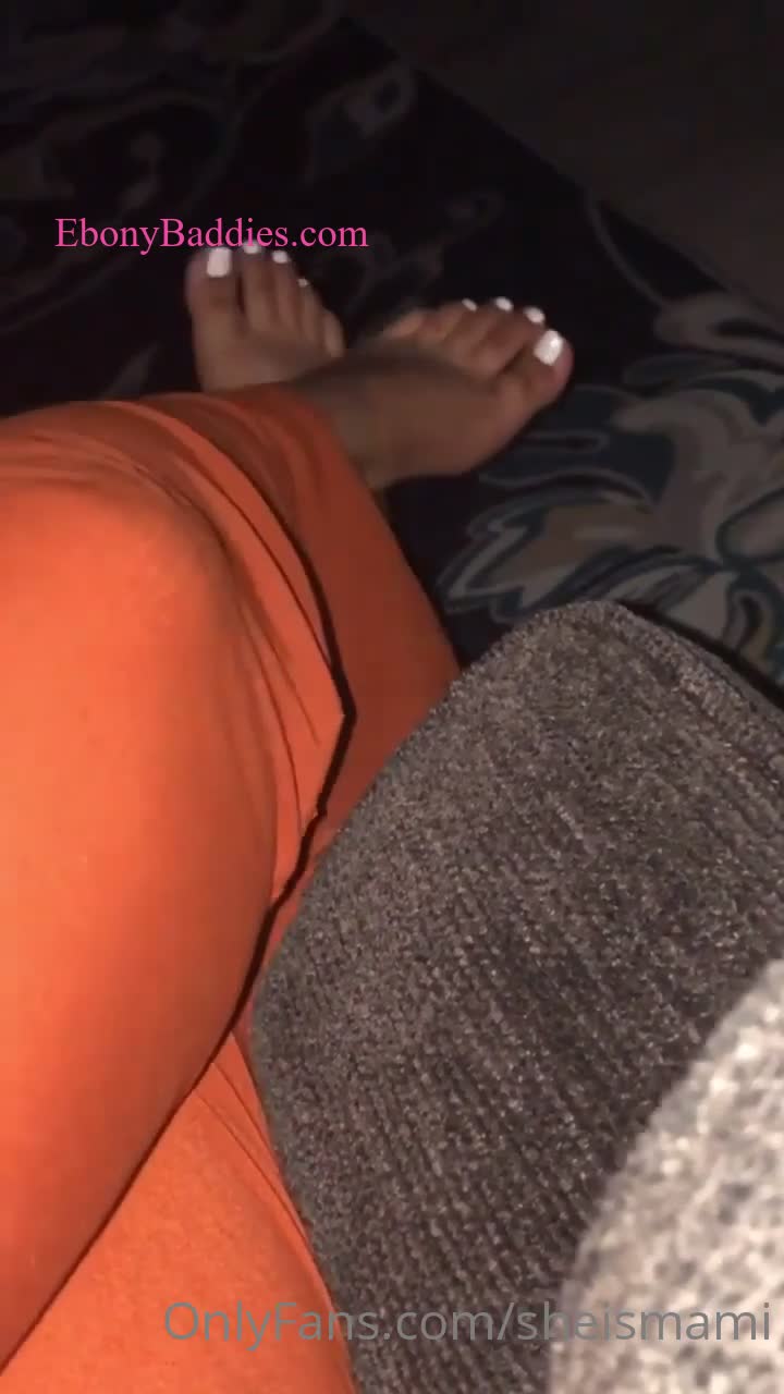 sheismami  2