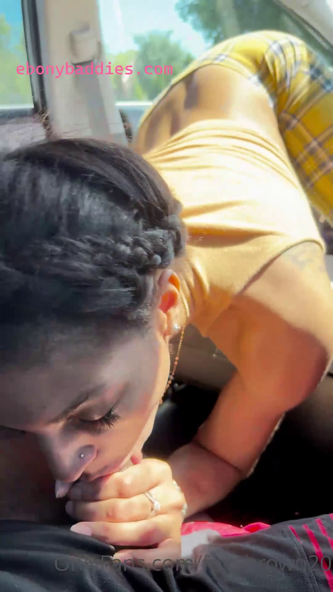 foxybrown20 hopping in the backseat to suck dick