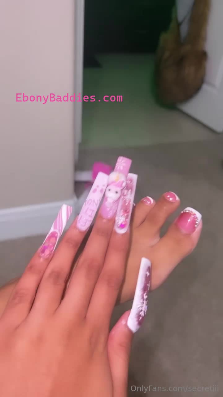 secretiii ebony porn big booty lightskin 30