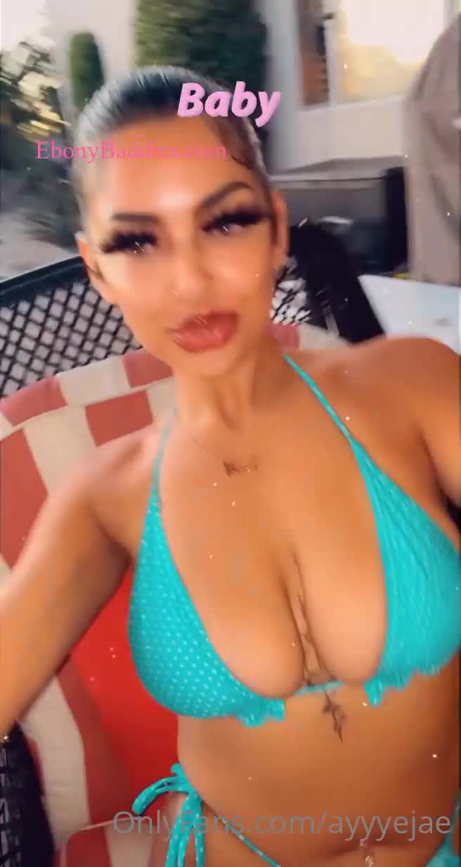 ayyyejae  2