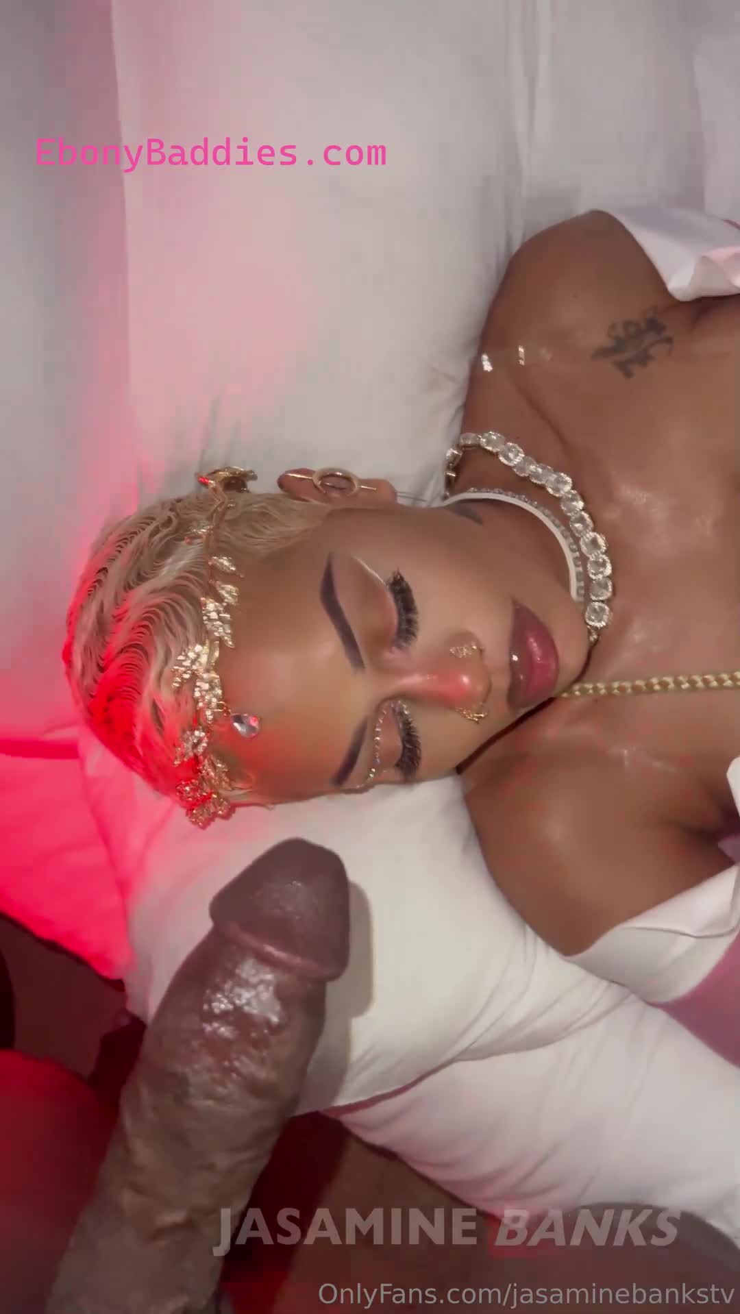 jasaminebanks throat goddess 19