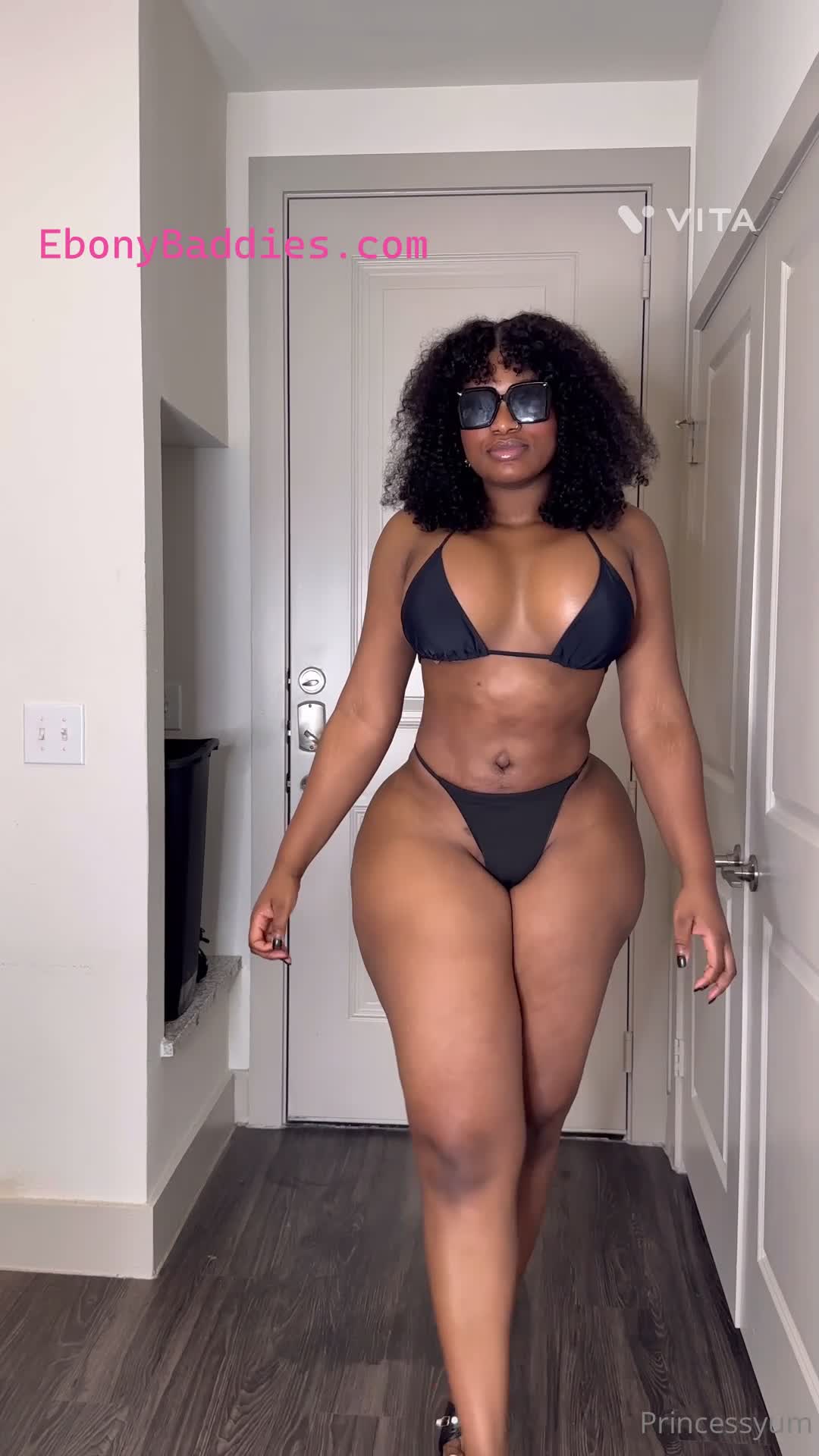 princessyum twerking big ass 1
