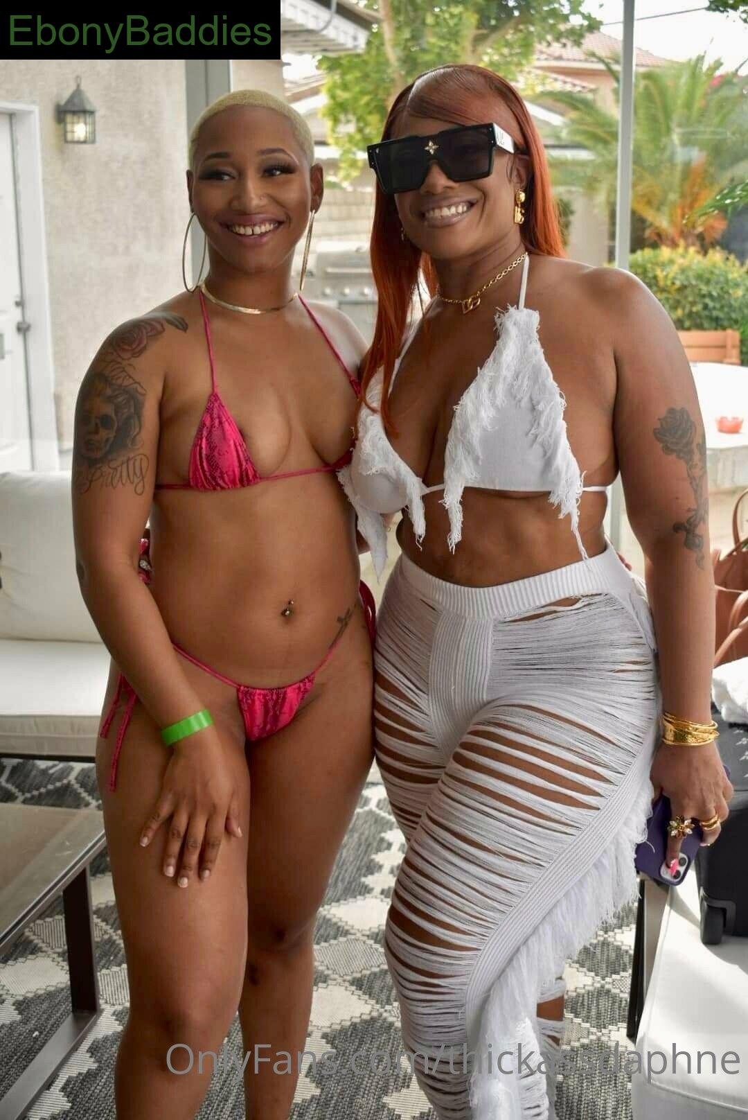 thickassdaphne ebony photo 1
