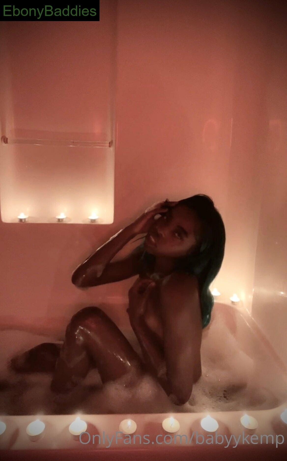 babyykemp ebony photo 1