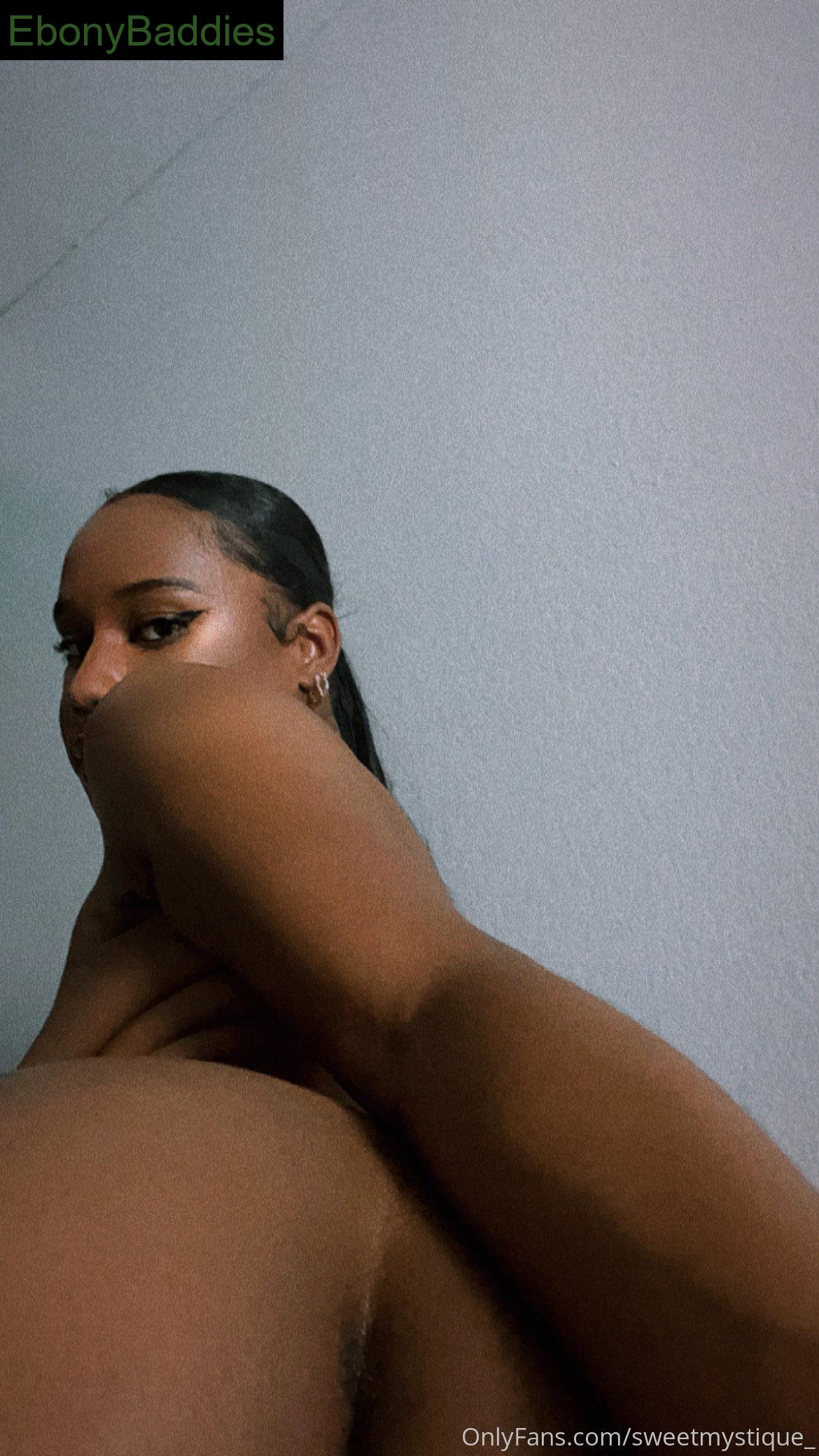 sweetmystique_ ebony photo 19