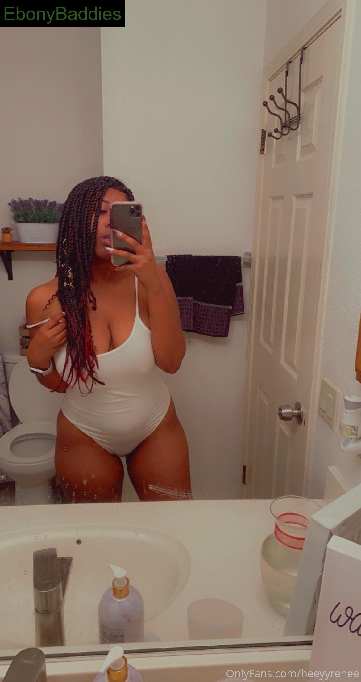 heeyyrenee ebony photo 2