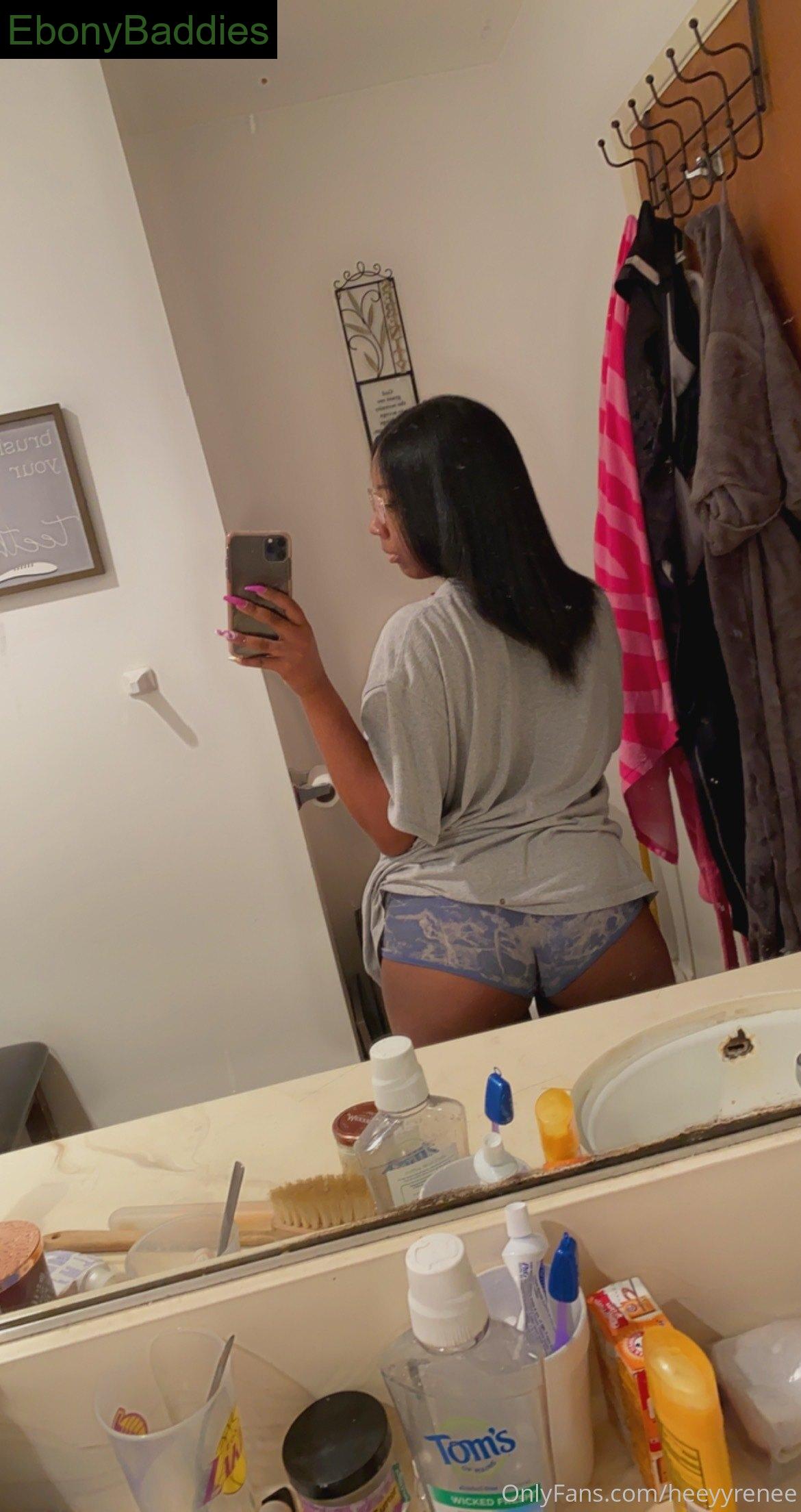 heeyyrenee ebony photo 16