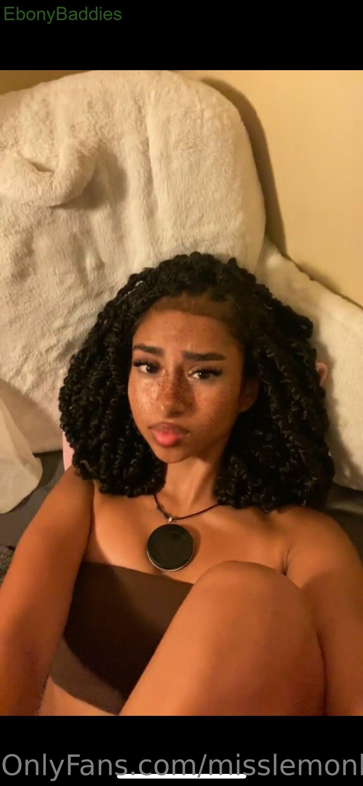 misslemonhotcheetoz ebony photo 10