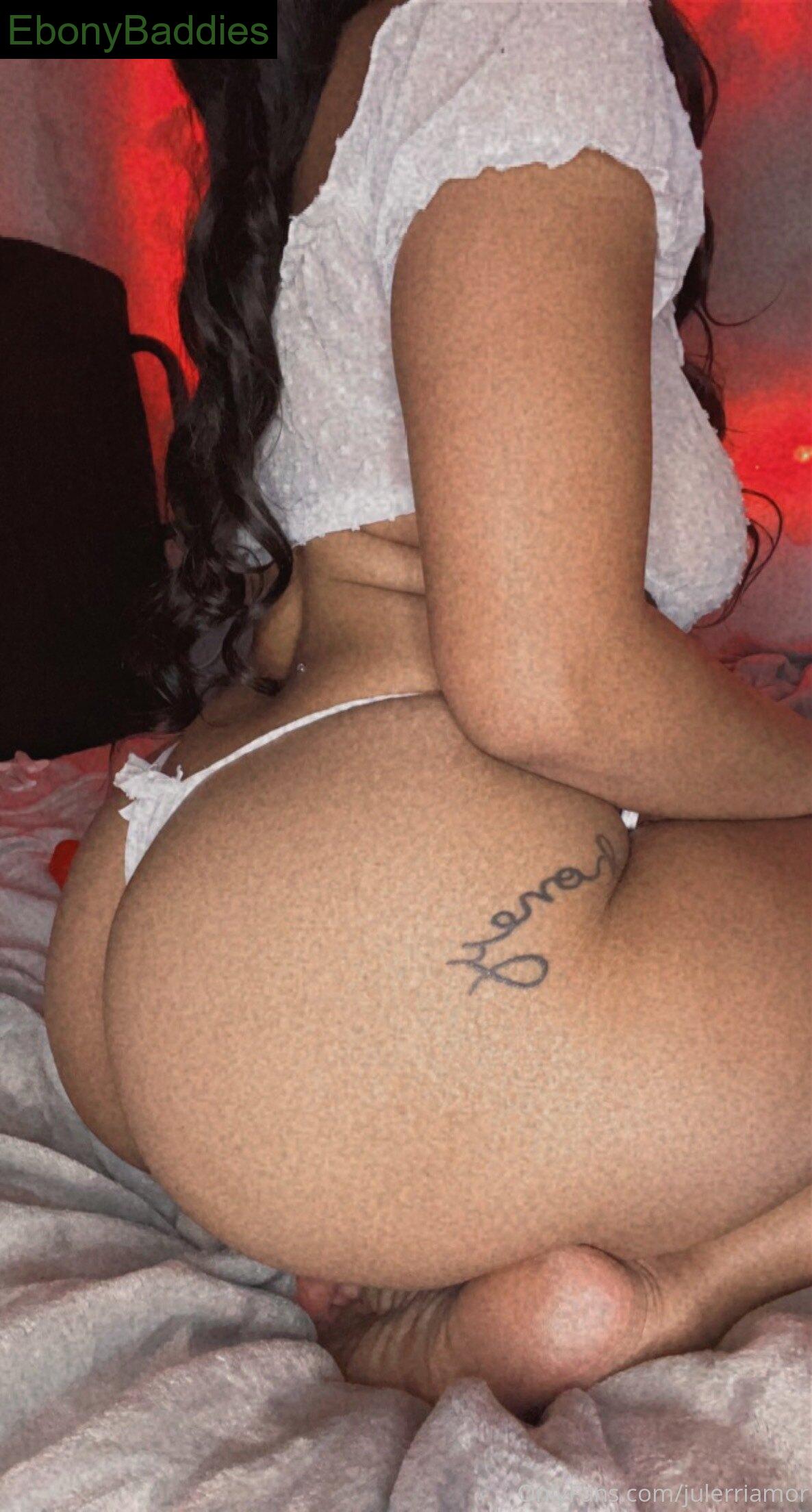 julerriamor ebony photo 19