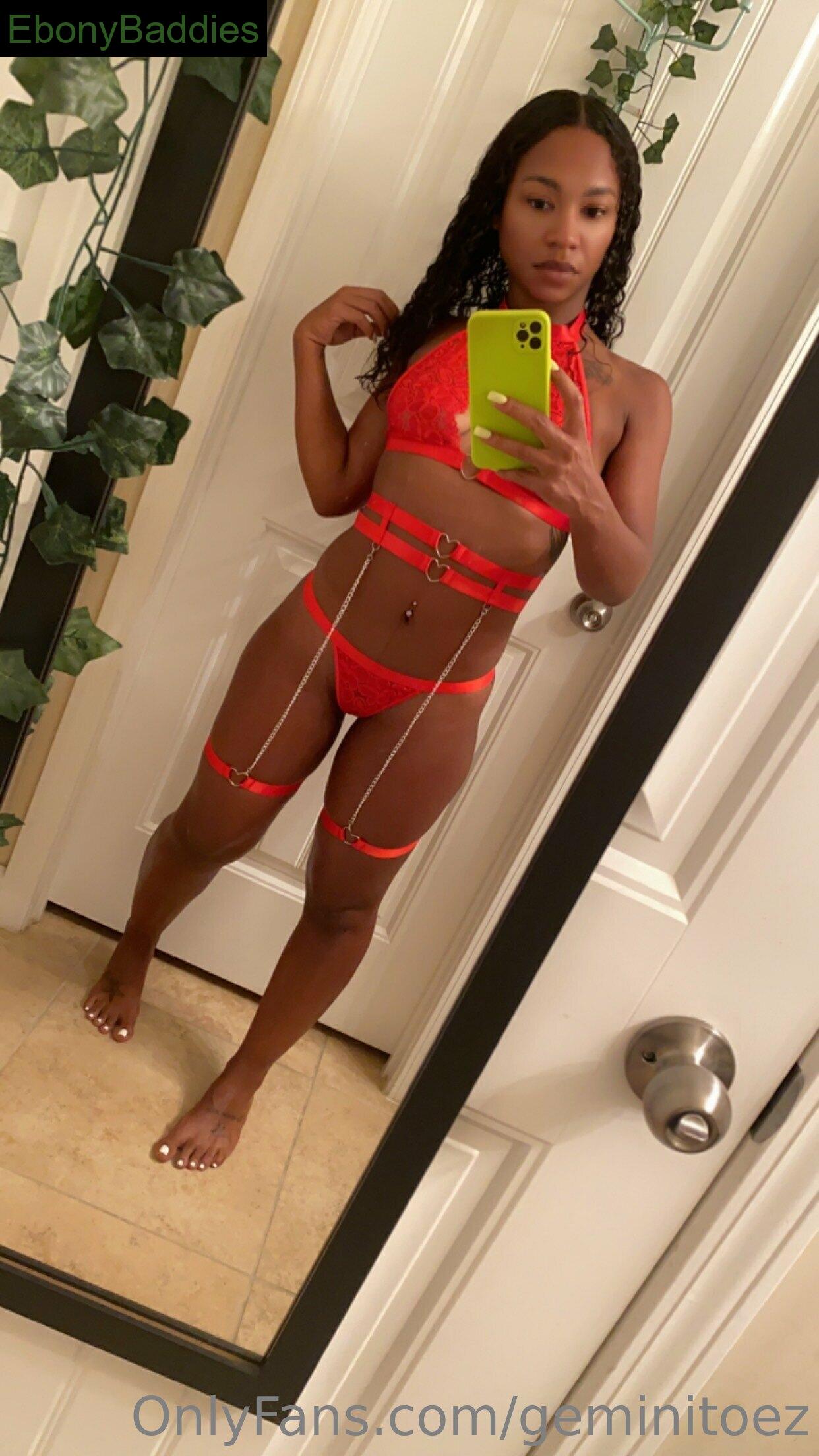 geminitoez ebony photo 16