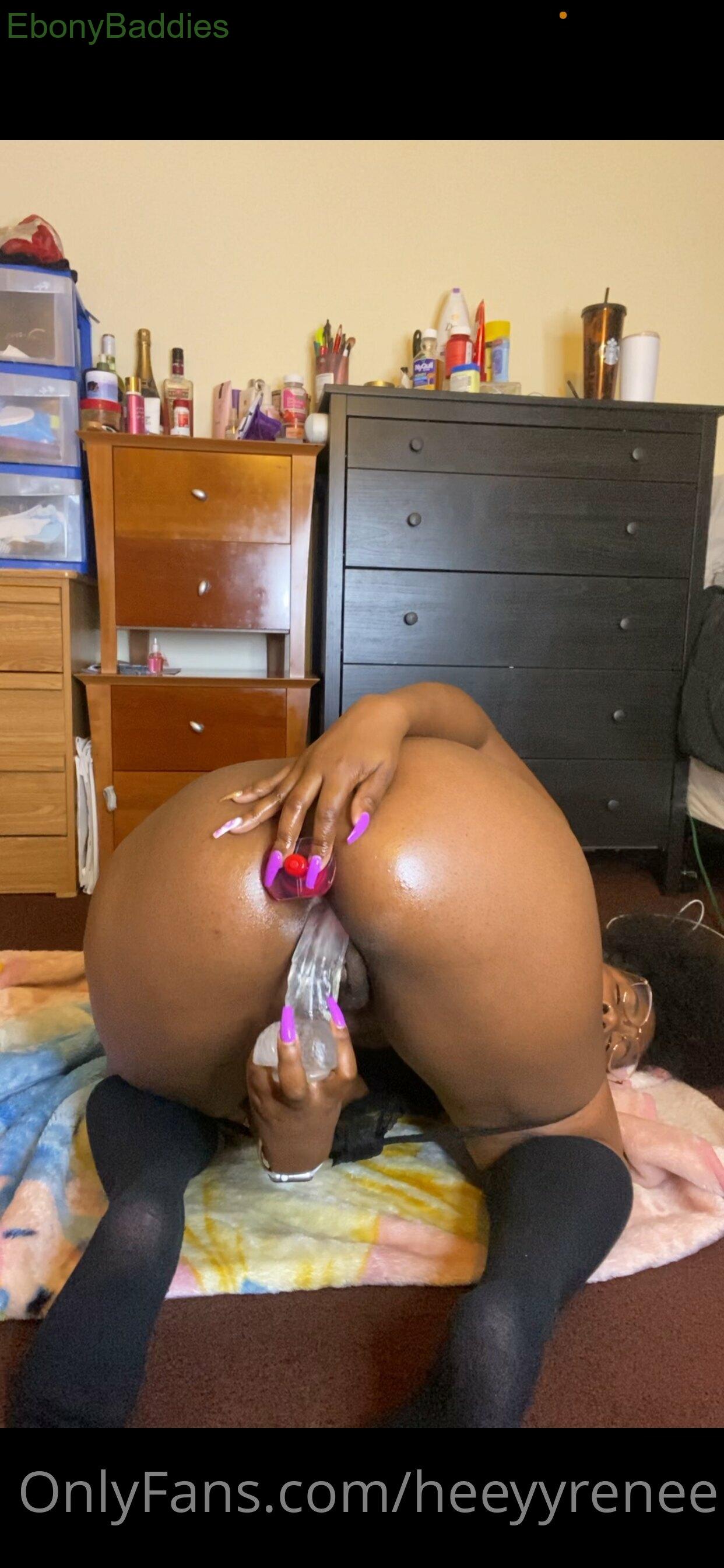 heeyyrenee ebony photo 6