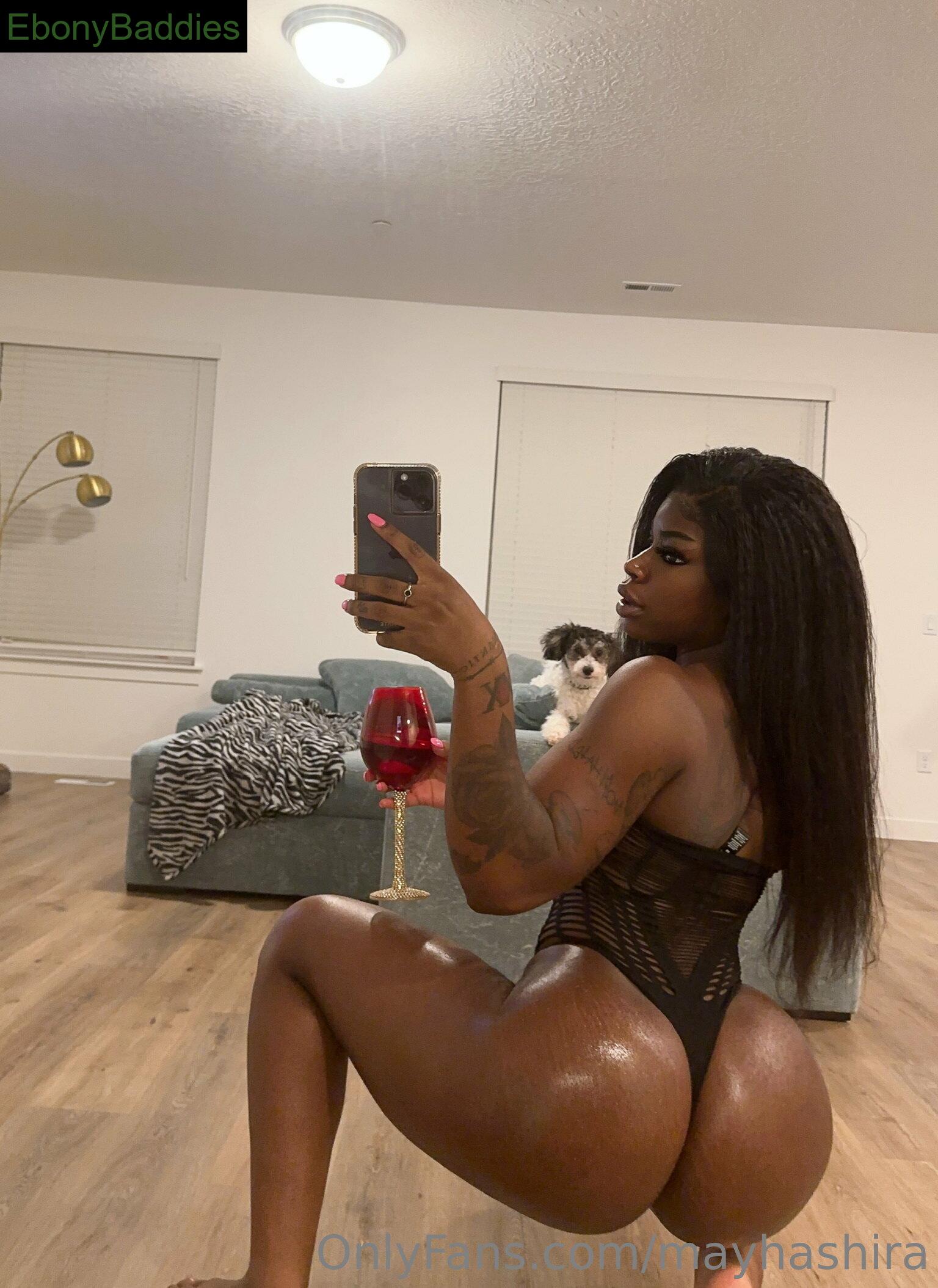 mayhashira ebony photo 4