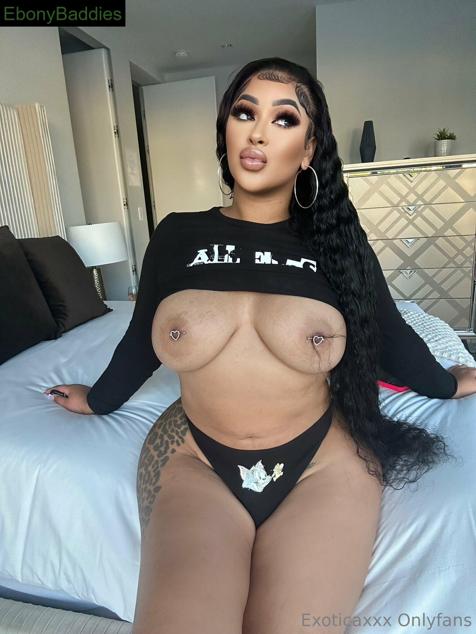 exoticaxxx ebony photo 1