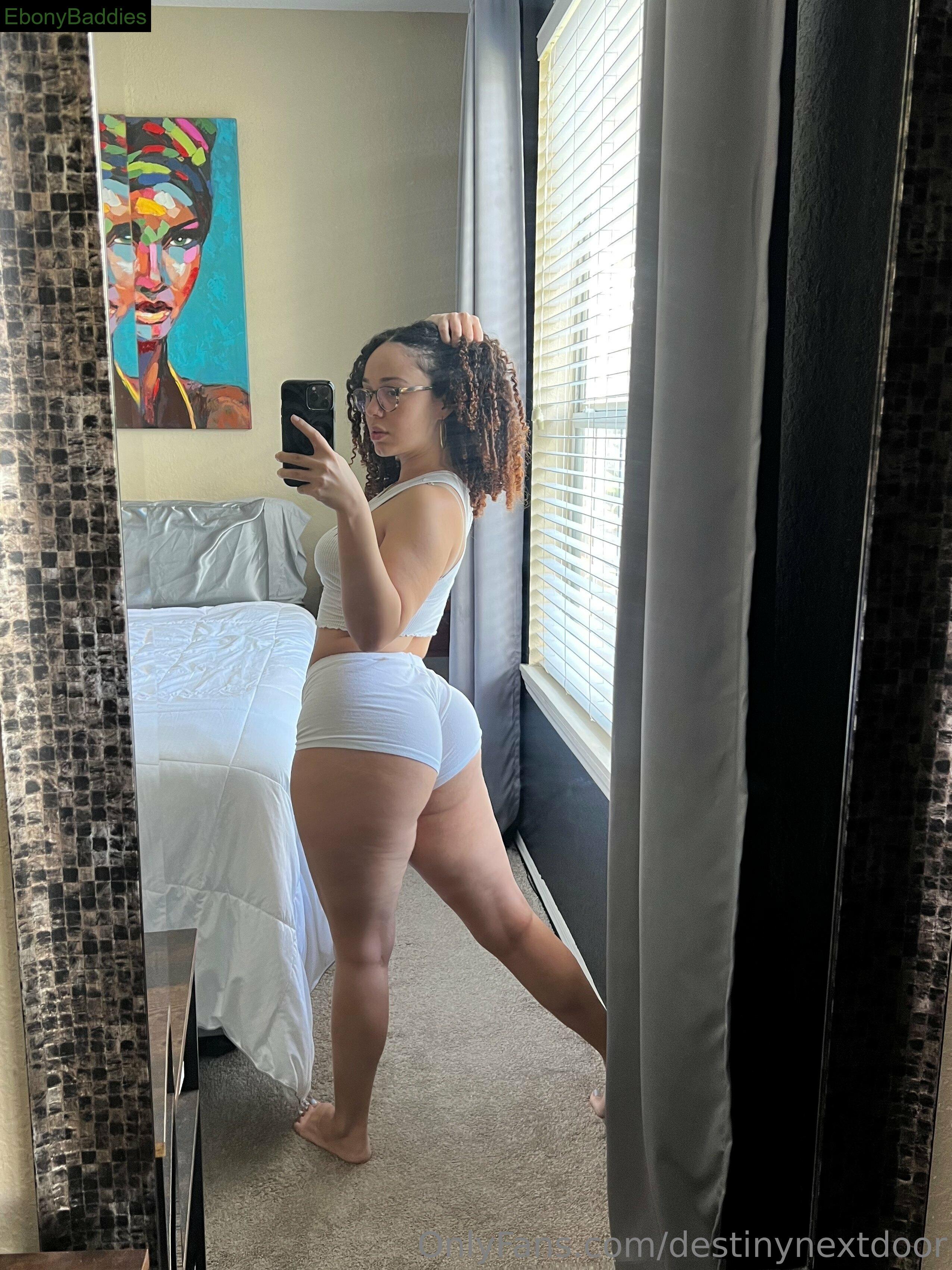 destinynextdoor ebony photo 3
