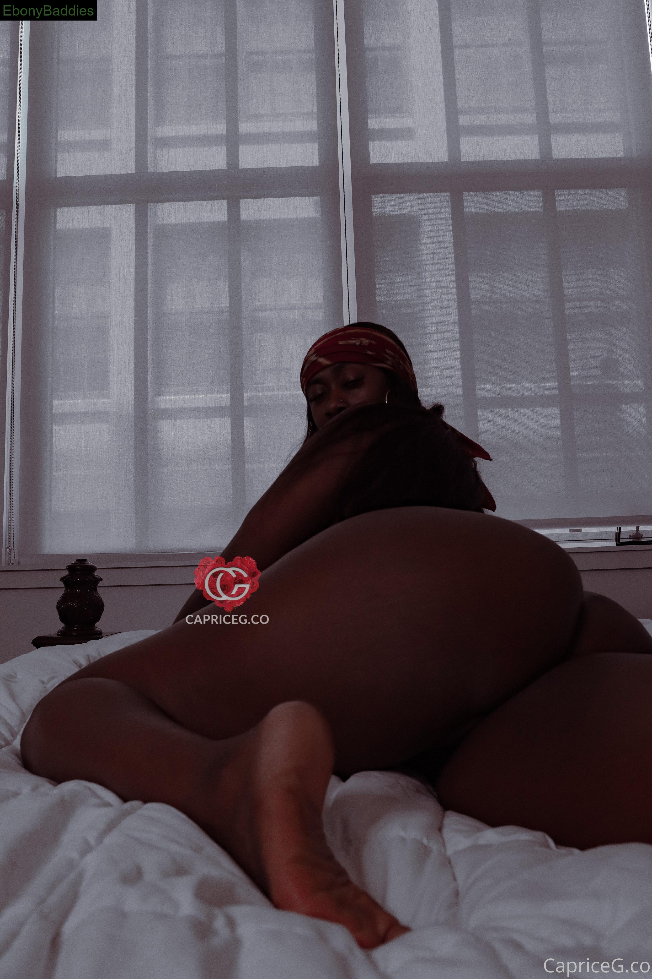 capriceg92 ebony photo 13