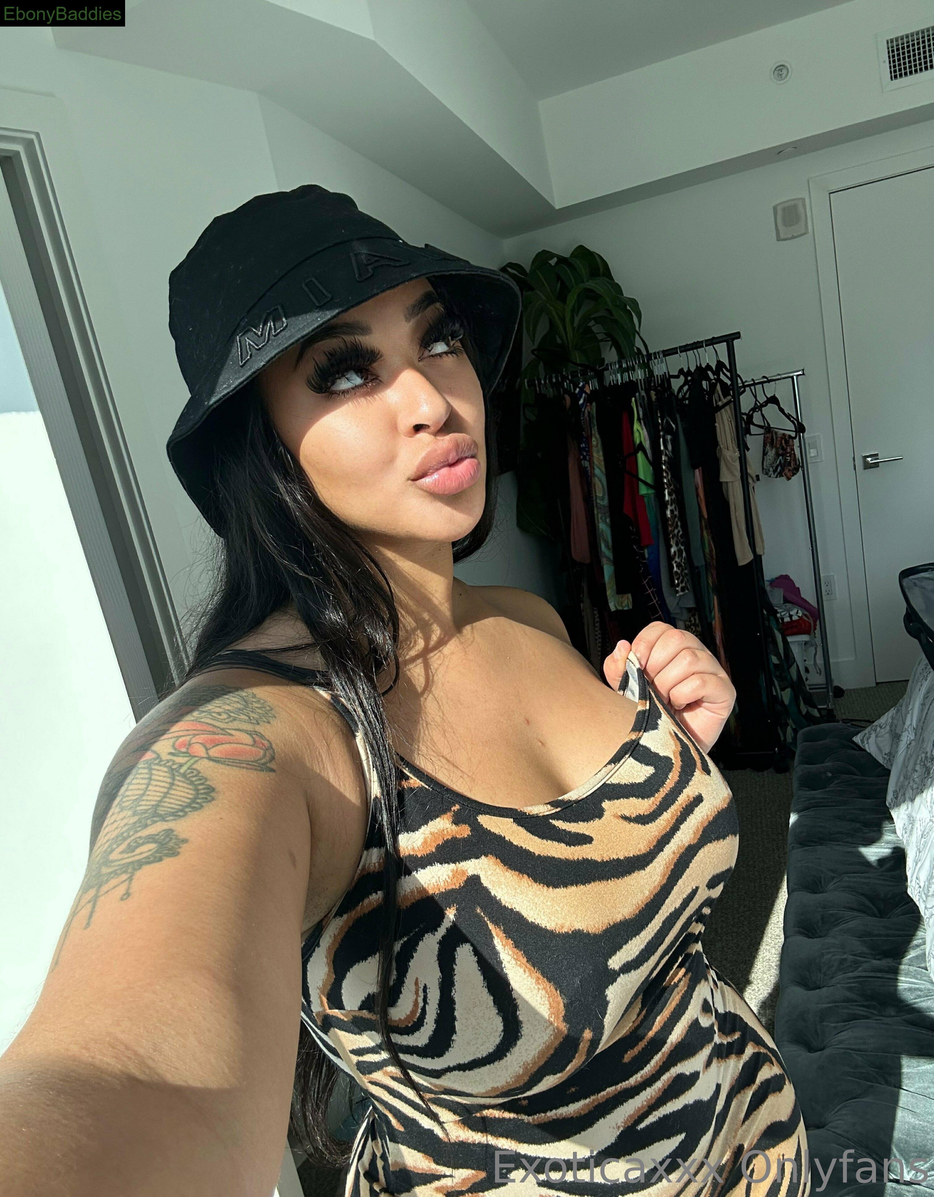 exoticaxxx ebony photo 23