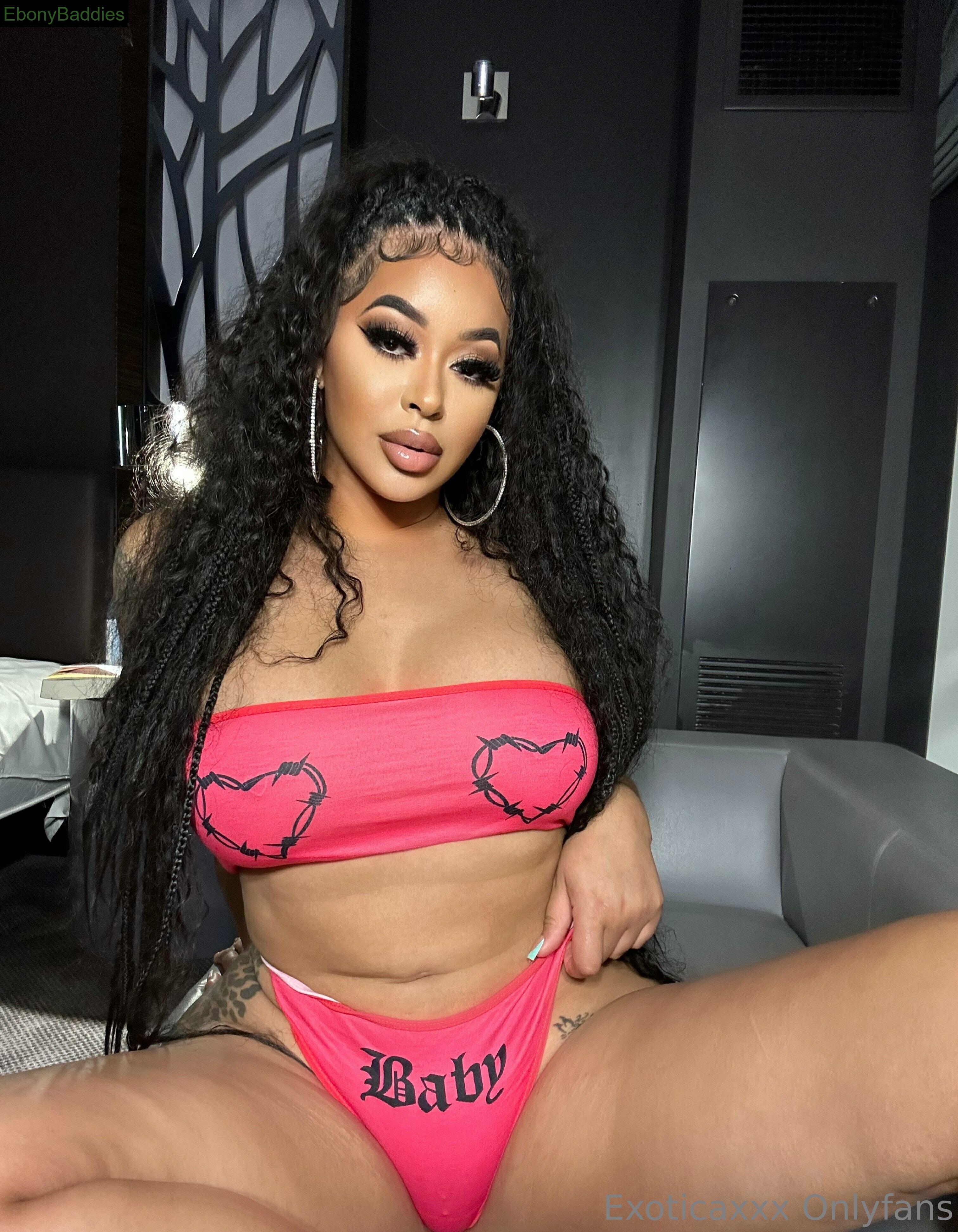 exoticaxxx ebony photo 22