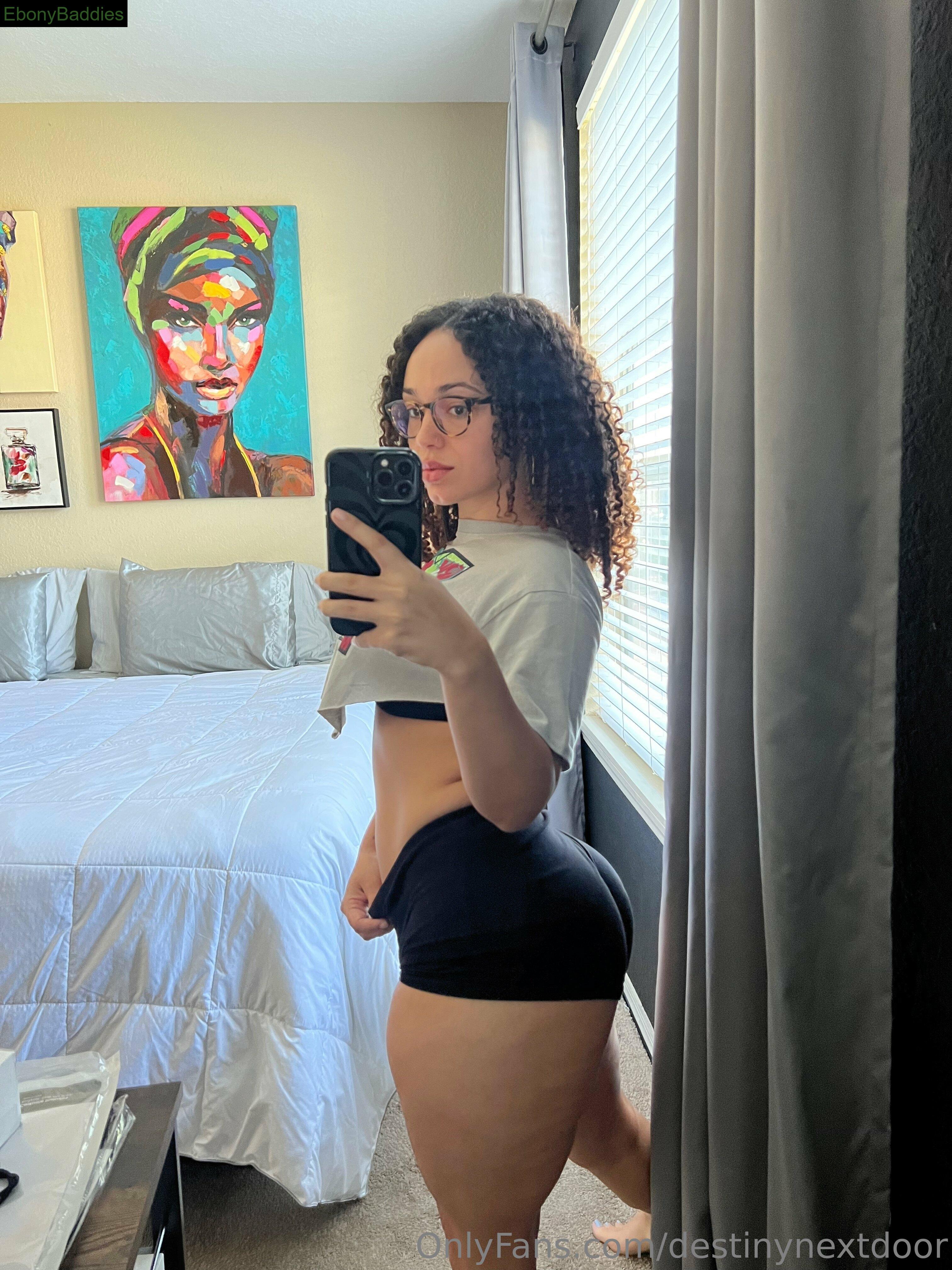 destinynextdoor ebony photo 6