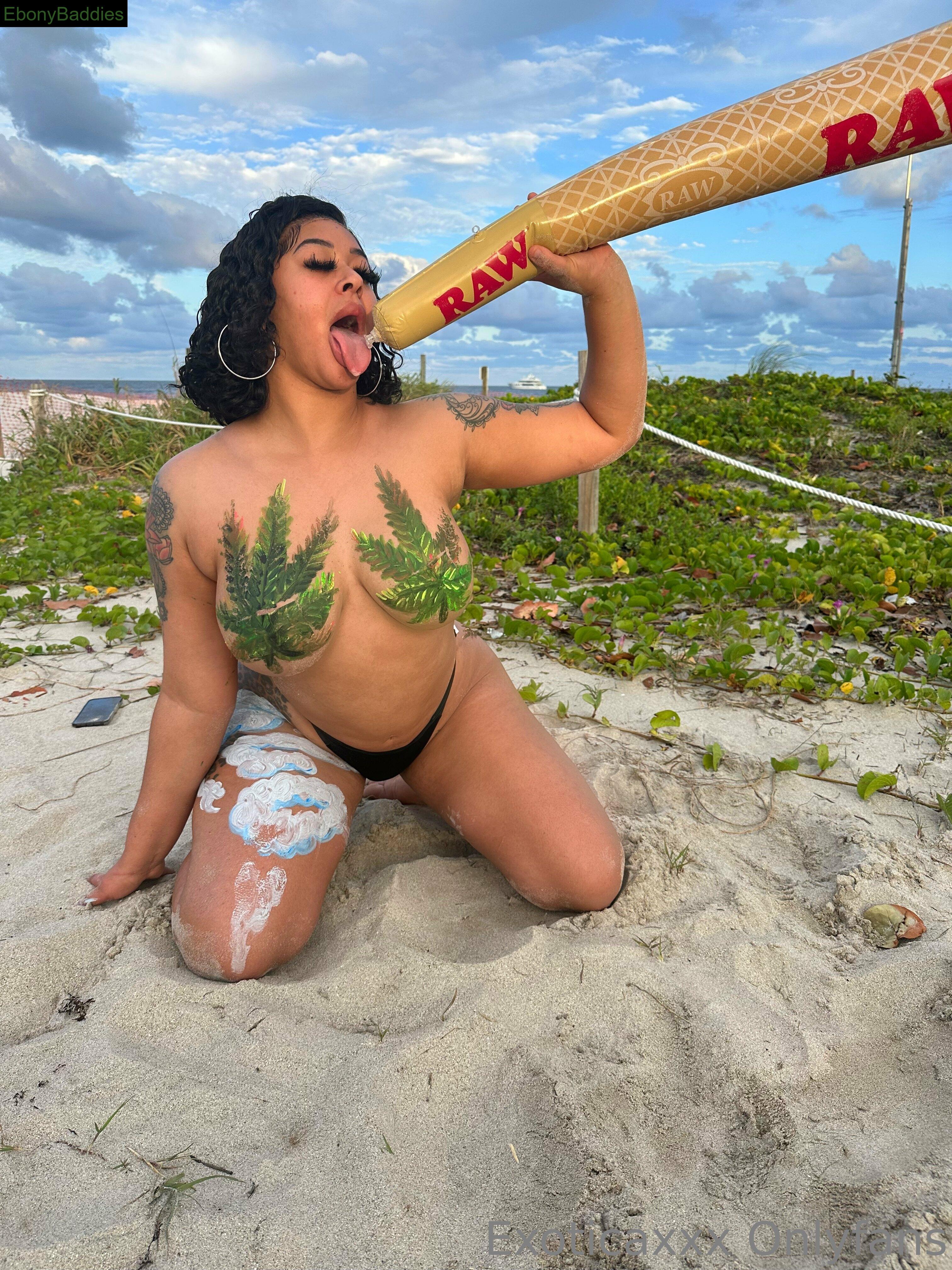 exoticaxxx ebony photo 18