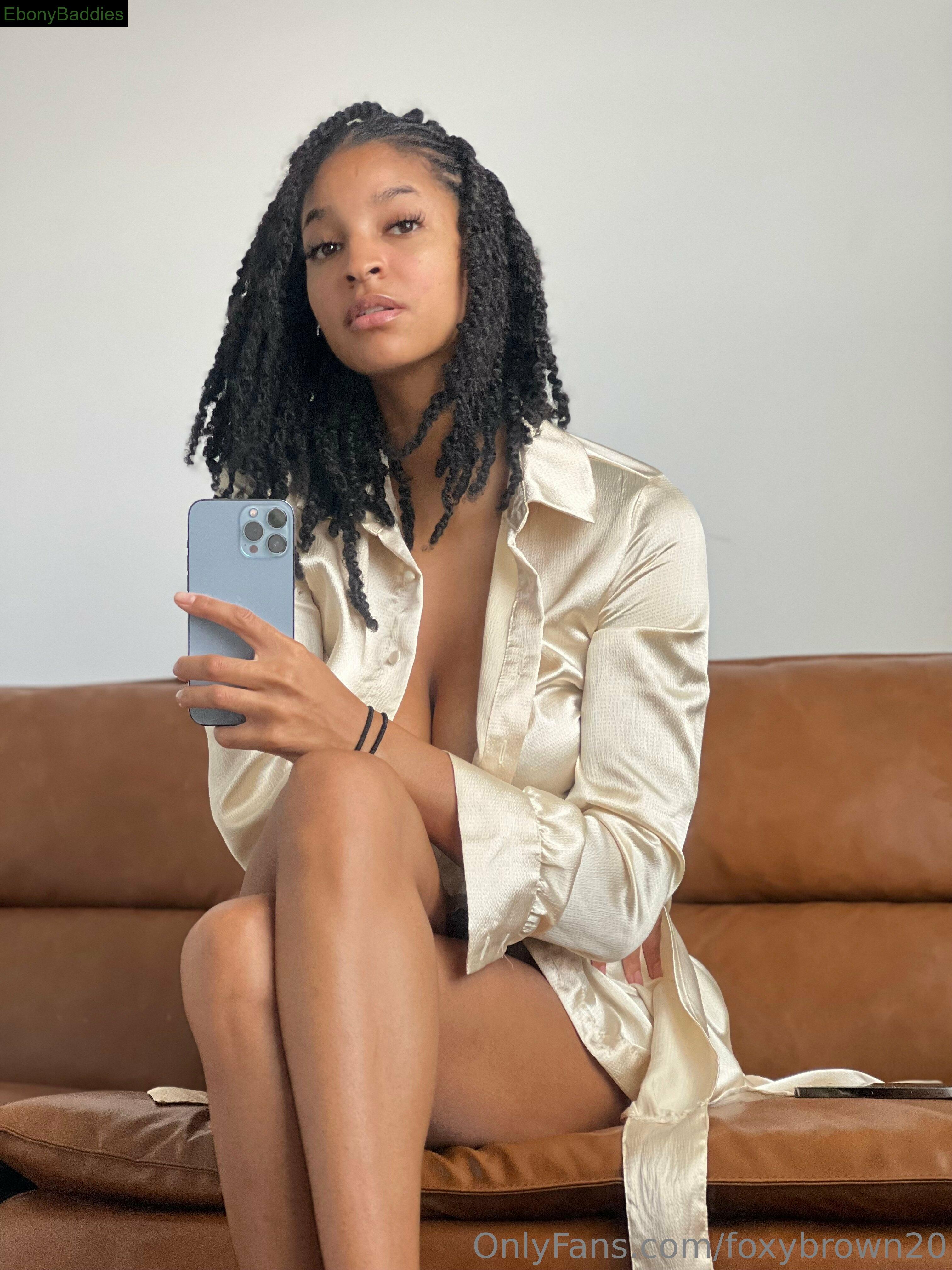 foxybrown20 ebony photo 1