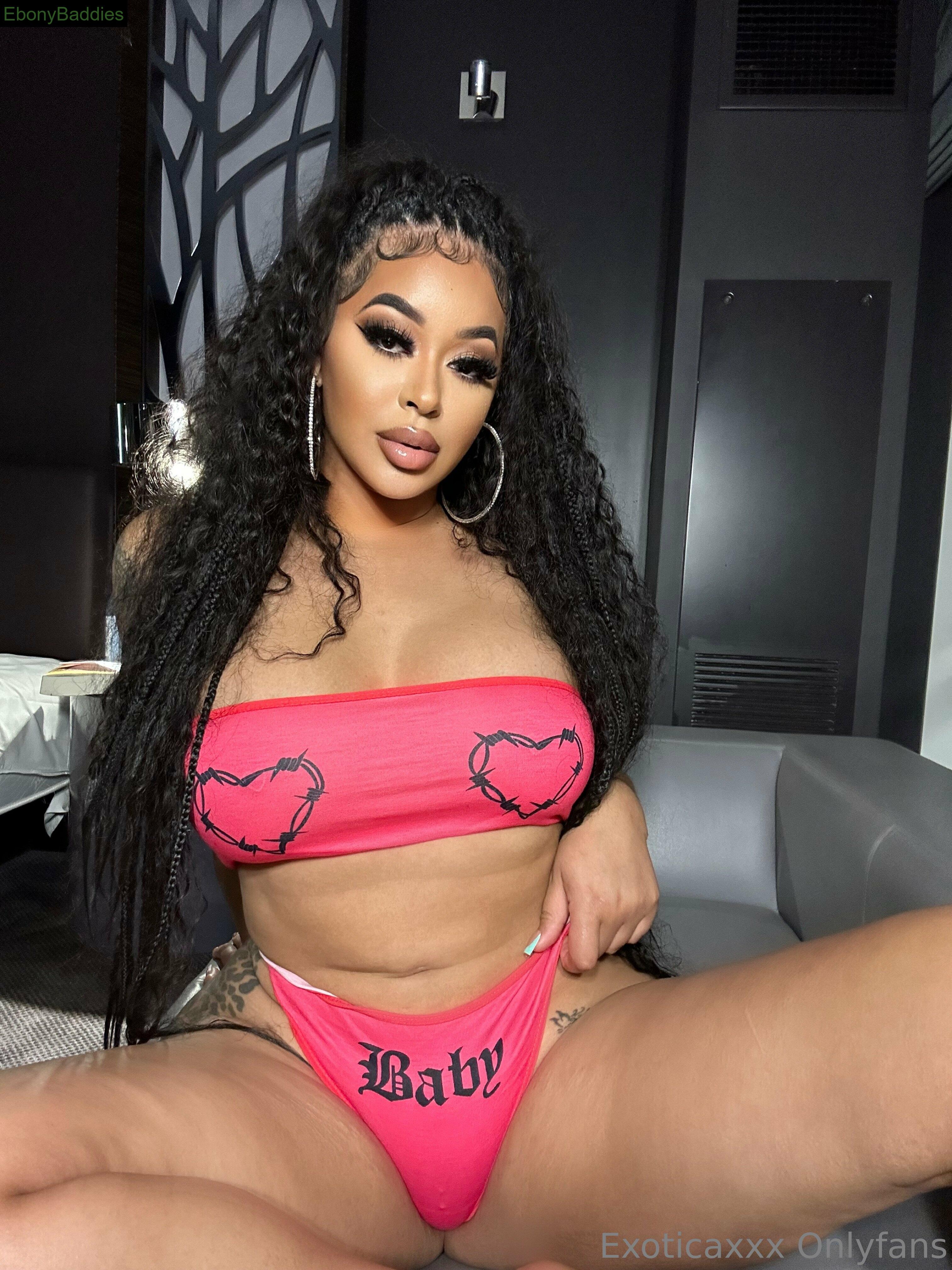 exoticaxxx ebony photo 22