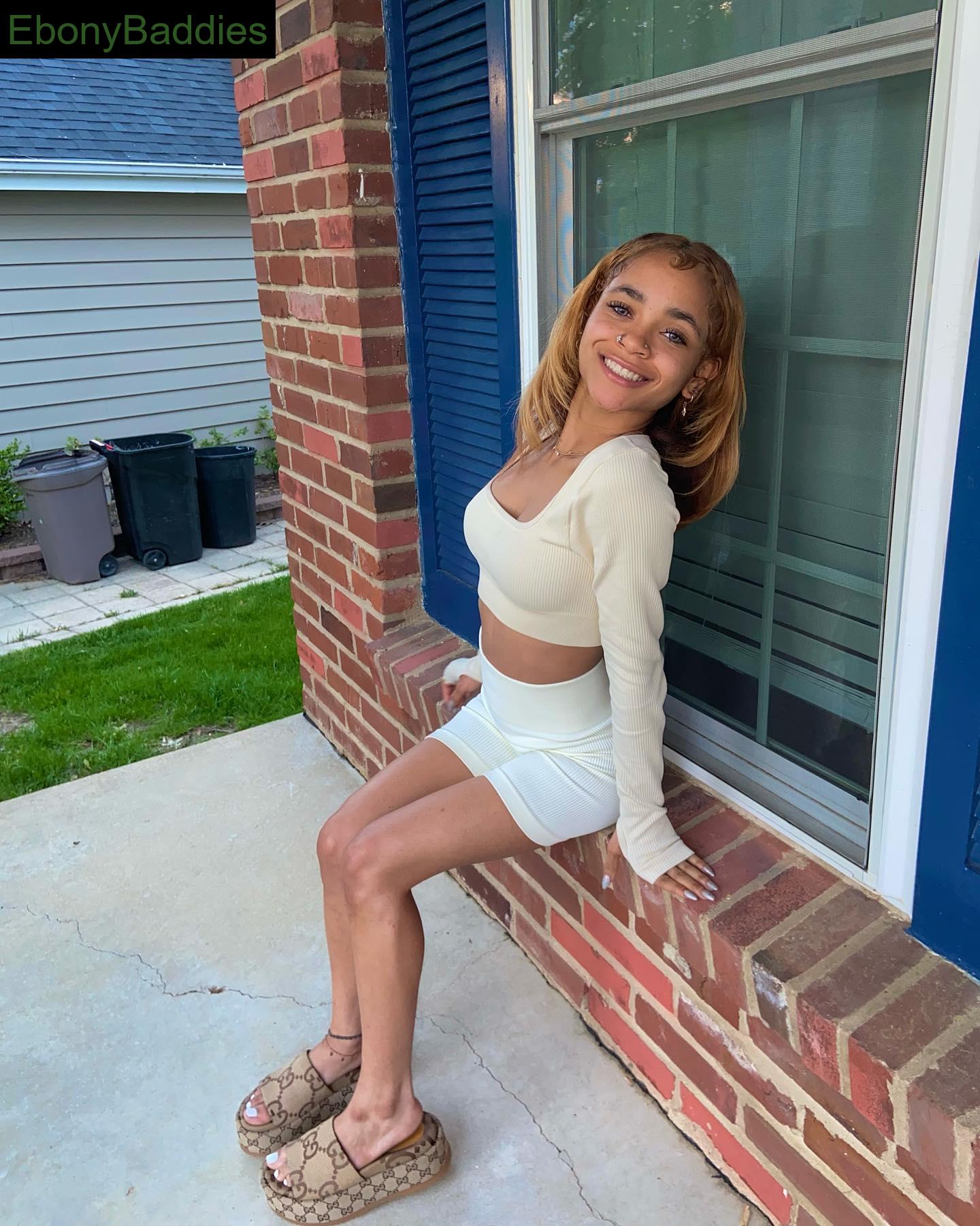 miixeddoll ebony photo 4