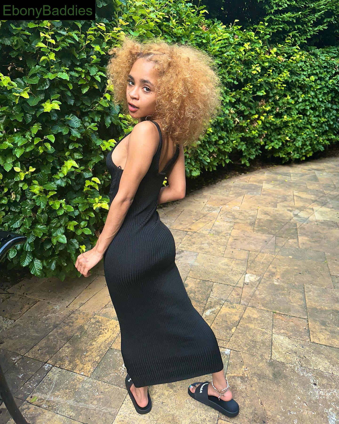 miixeddoll ebony photo 24