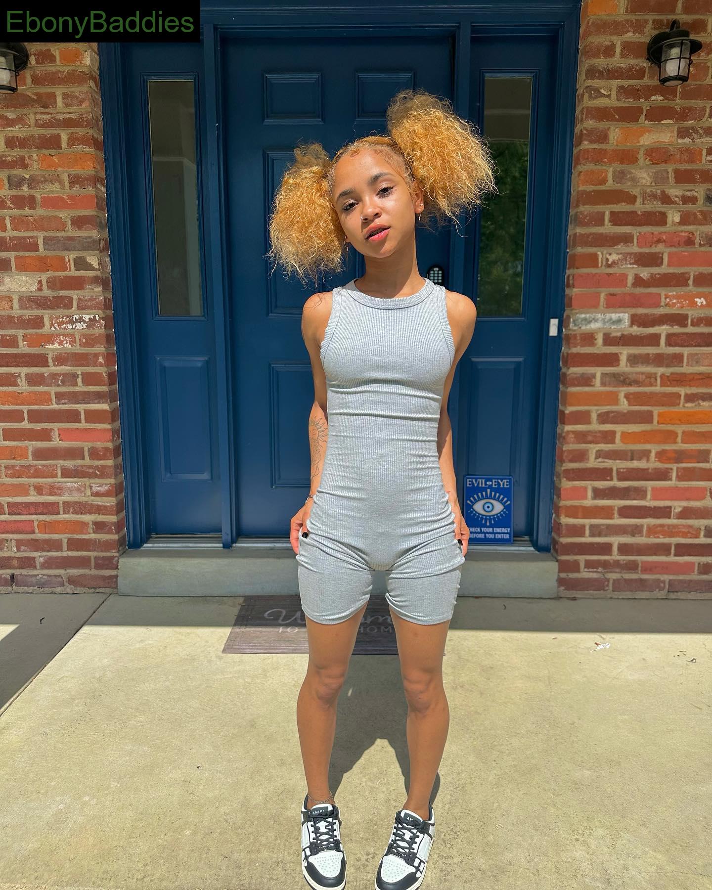 miixeddoll ebony photo 1