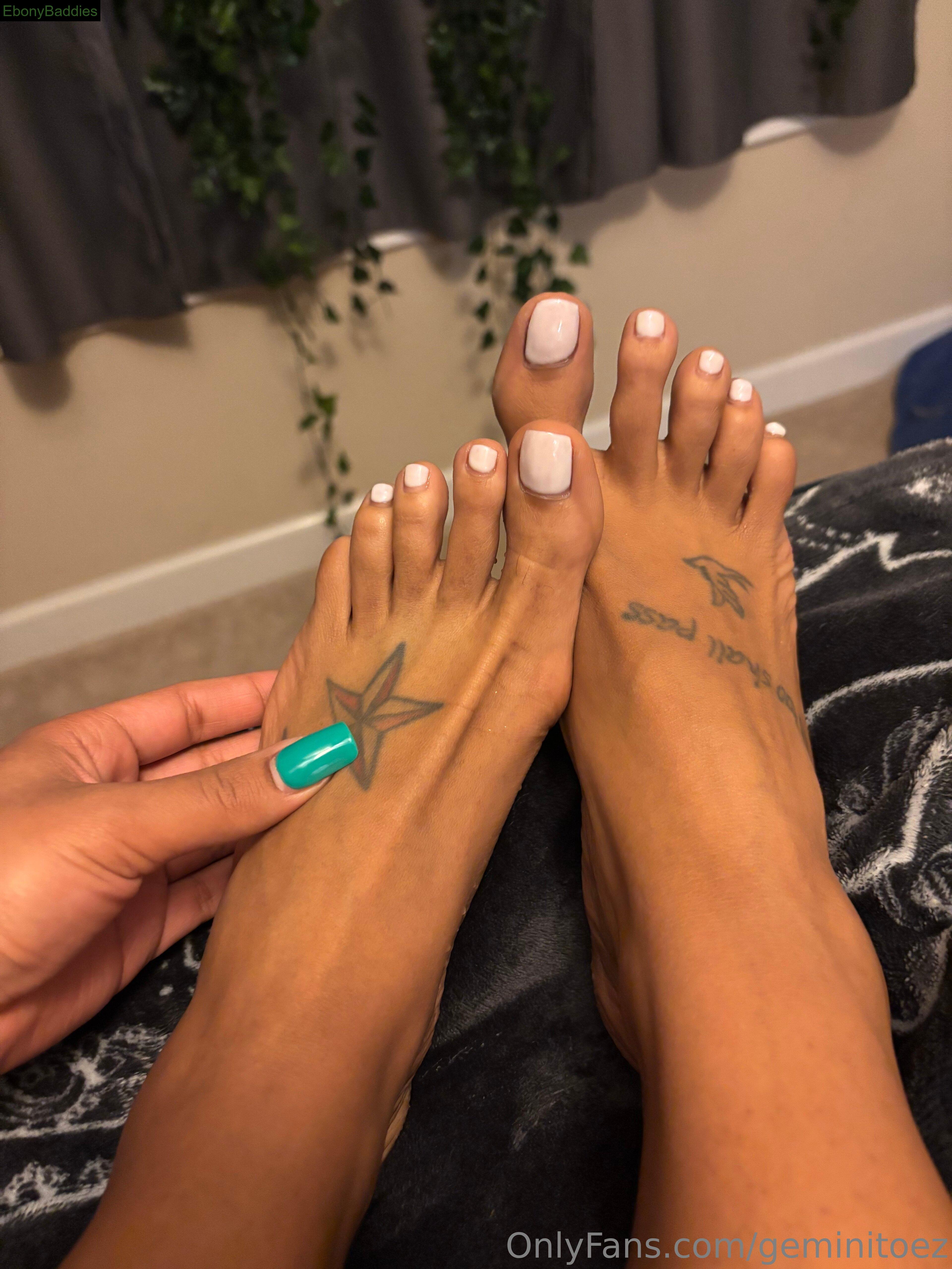 geminitoez ebony photo 19