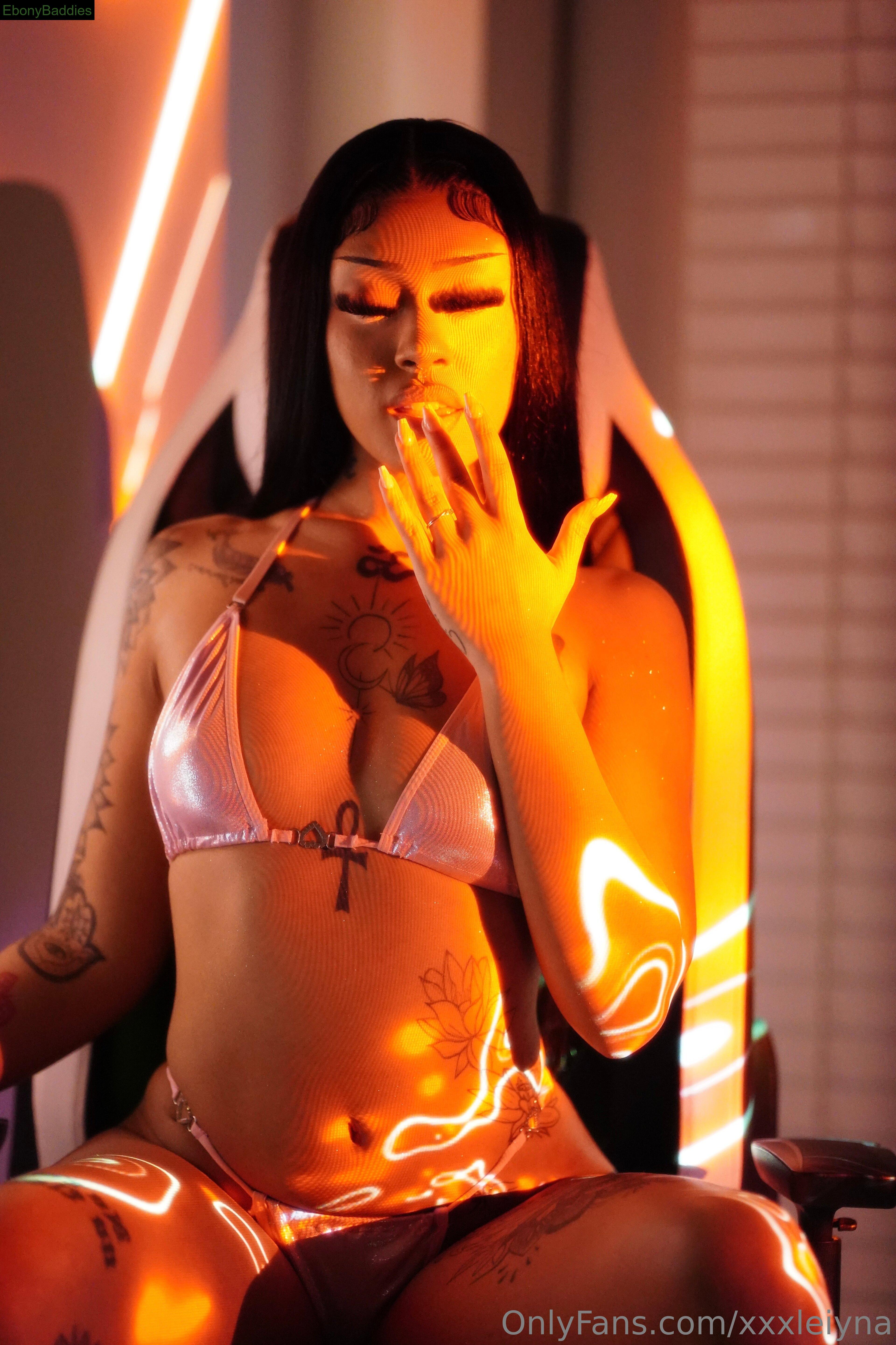 xxxleiyna ebony photo 5