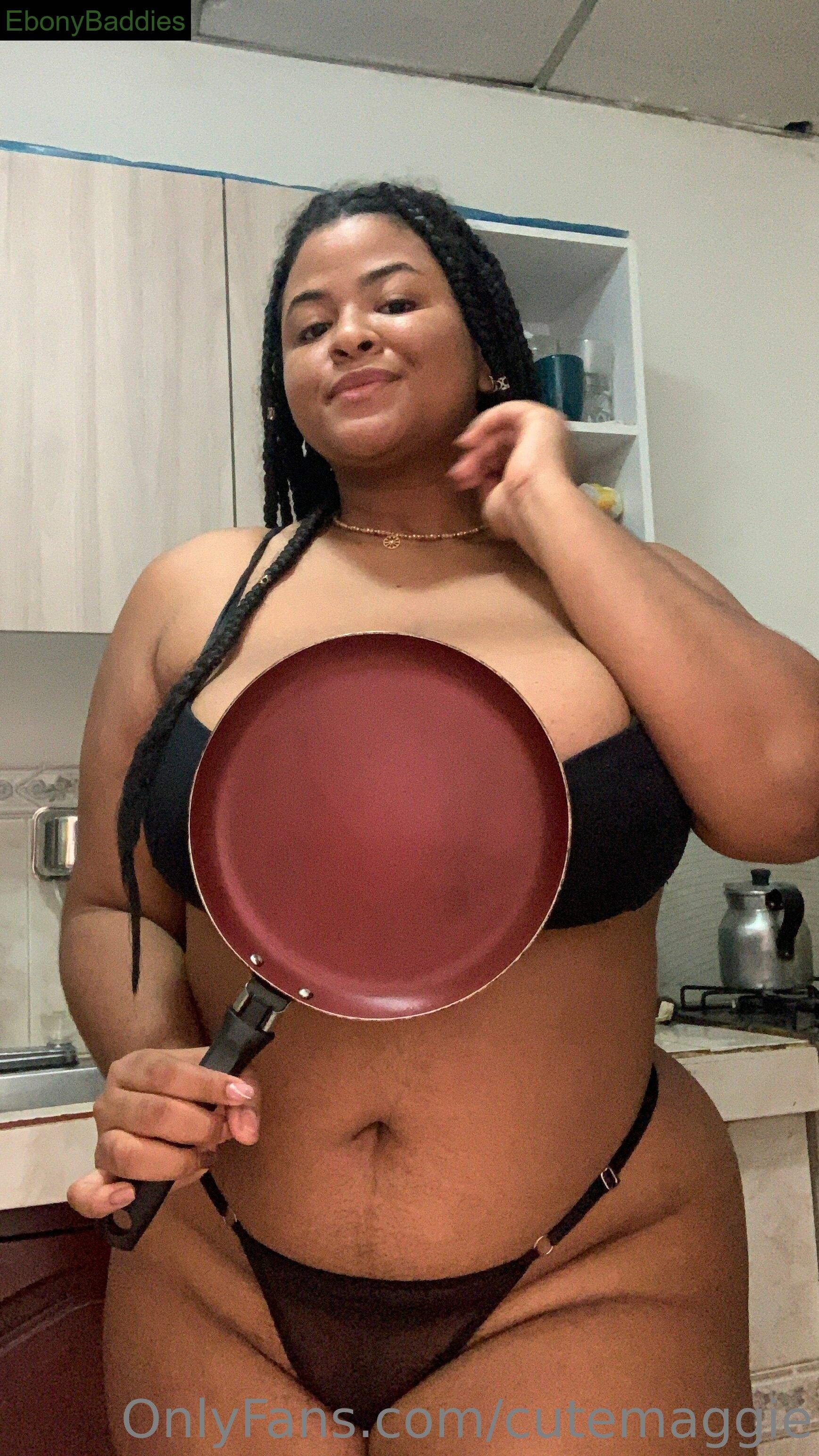 cutemaggie ebony photo 1