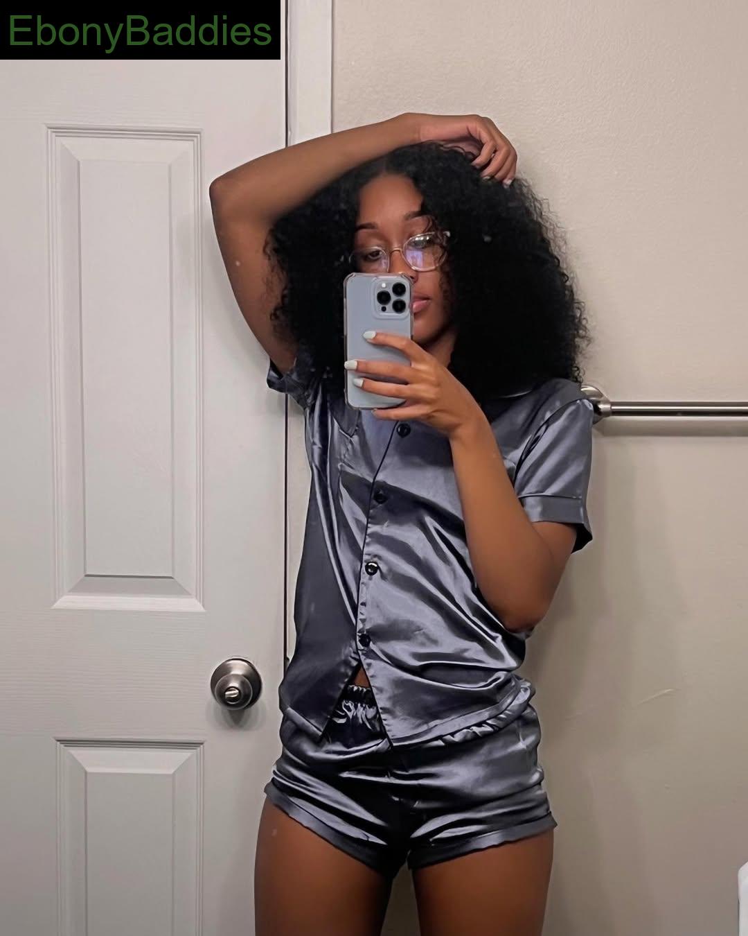 ikandy.a ebony photo 11