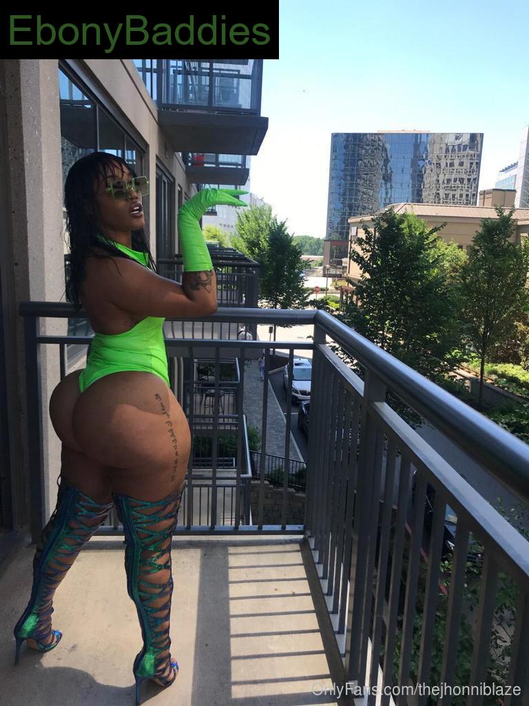 imjhonniblaze ebony photo 4