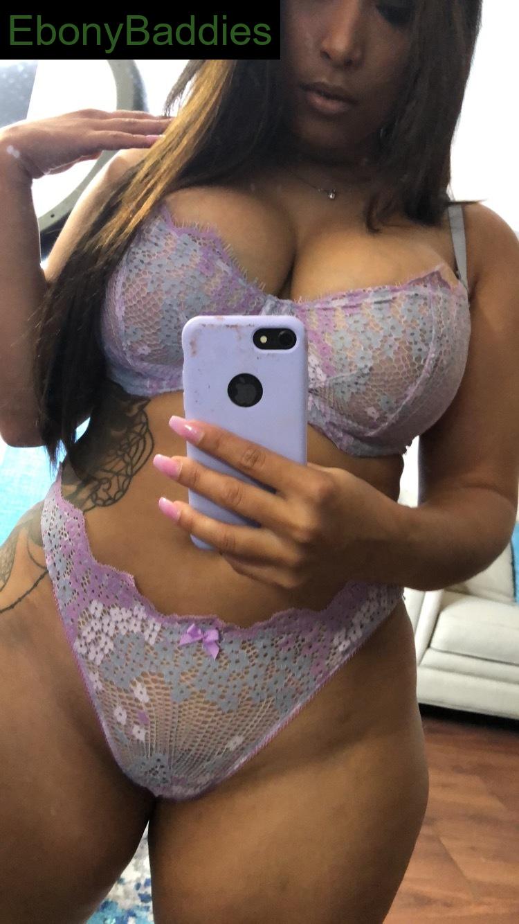 robynbanks ebony photo 14