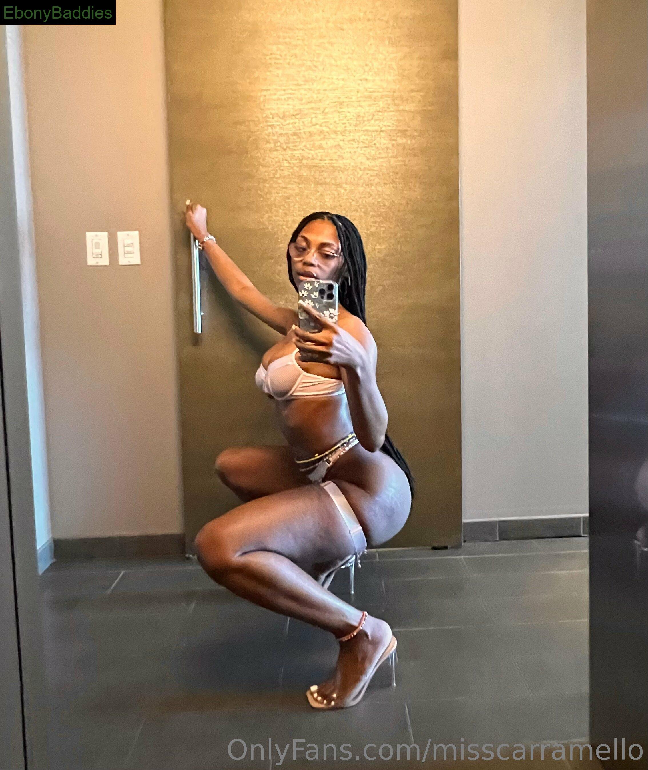 misscarramello ebony photo 1