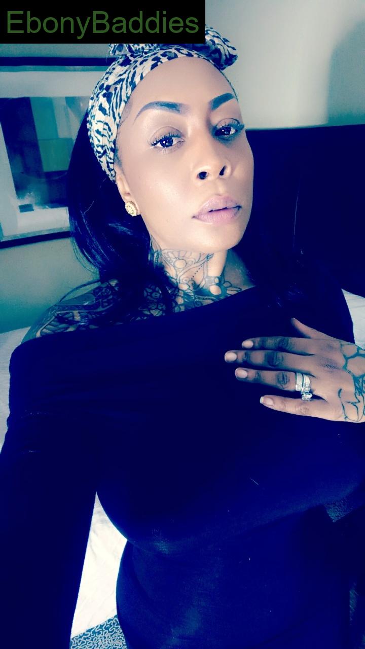 mrsjcarlyle ebony photo 16