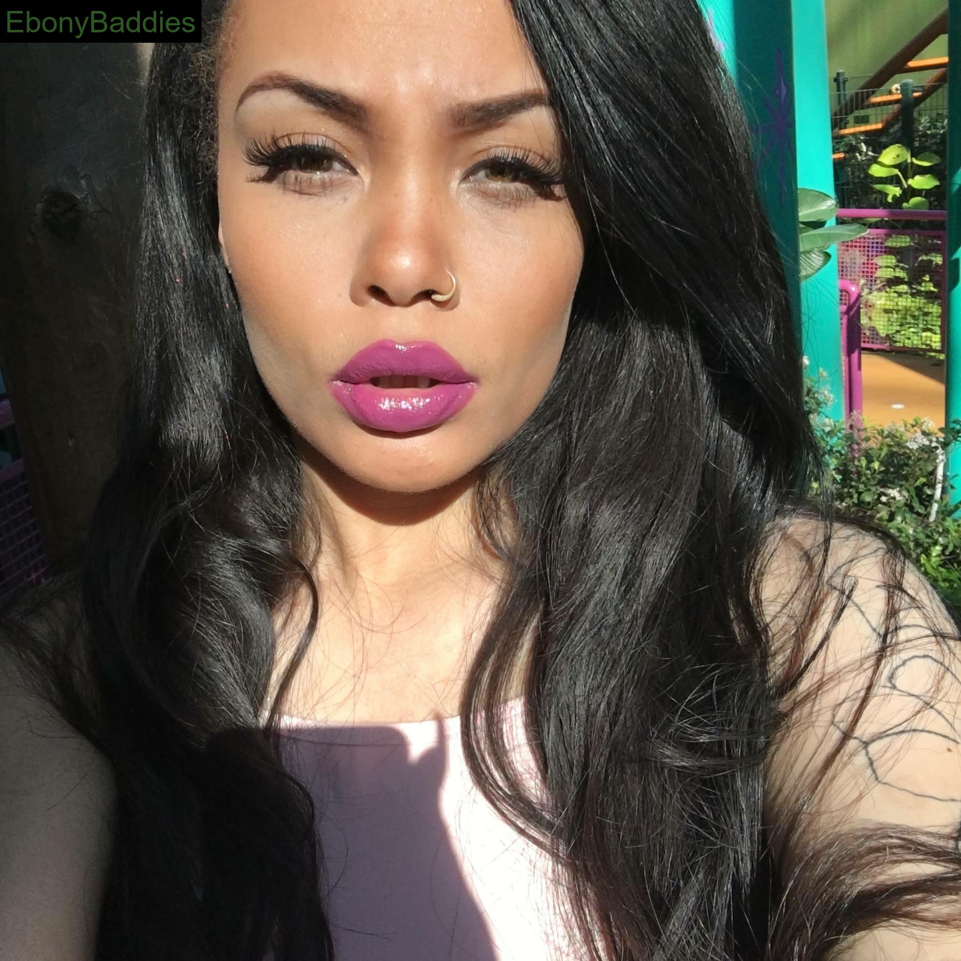 iamsaragold ebony photo 2